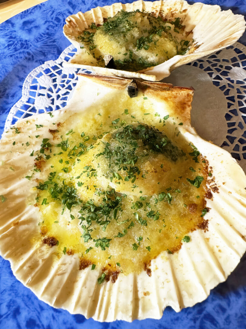 Photo de la recette : Recette pétoncles au beurre à l'ail et persil