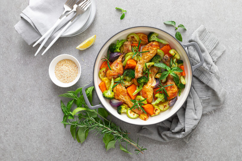 Photo de la recette : Recette pilons de poulet rôtis avec des légumes au four