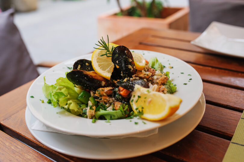 Photo de la recette : Recette salade de fruits de mer avec des moules