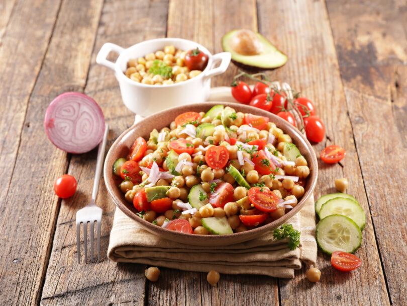 Photo de la recette : Recette salade de pois chiches à la tomate