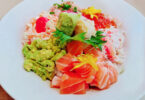 Photo de la recette : Recette assortiment de dés de sashimi avec du riz