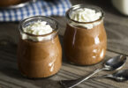 Photo de la recette : Recette crème au chocolat avec crème fouettée