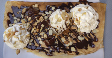 Photo de la recette : Recette crêpes chocolat chantilly