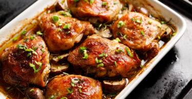 Photo de la recette : Recette cuisses de poulet rôties à l'ail et fines herbes
