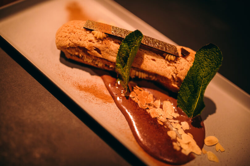 Photo de la recette : Recette éclairs au chocolat et caramel maison