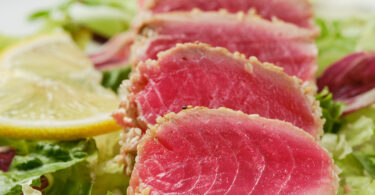 Photo de la recette : Recette de filets de thon en croute aux herbes