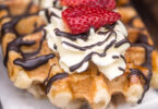 Photo de la recette : Recette gaufre au chocolat chantilly