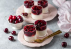 Photo de la recette : Recette pana cotta à la gelée de cerises