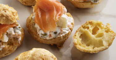 Photo de la recette : Recette pâte à choux au saumon fumé
