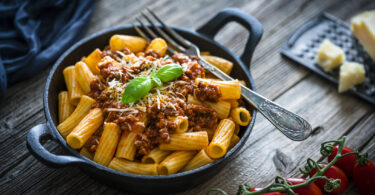 Photo de la recette : Recette rigatonis à la Bolognaise