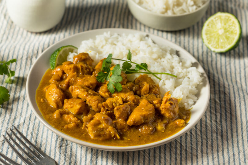 Photo de la recette : Recette poulet au curry et noix de coco maison