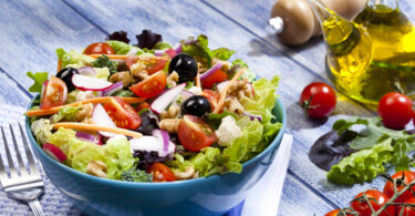 Photo de la recette : Recette salade d'été aux légumes de saison