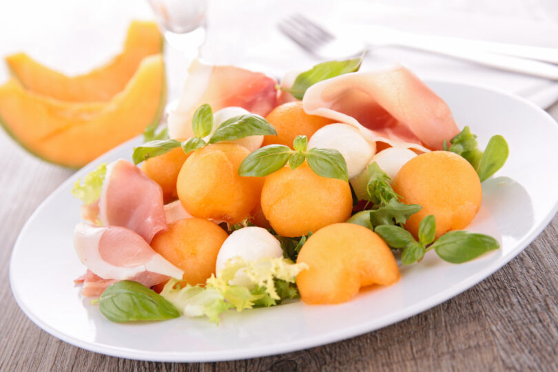 Photo de la recette : Recette salade de melons au jambon cru et mozzarella