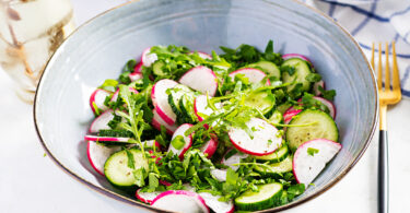 Photo de la recette : Recette salade végétarienne radis et concombre