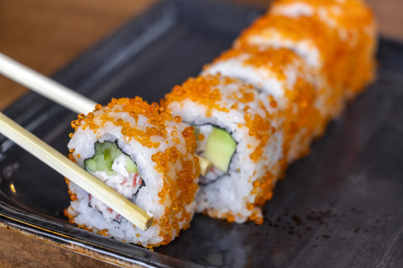 Photo de la recette : Recette sushis au saumon et Oeuf de lump