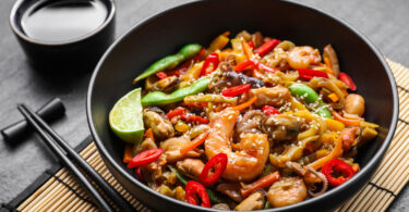 Photo de la recette : Recette wok sauté de fruits de mer aux légumes