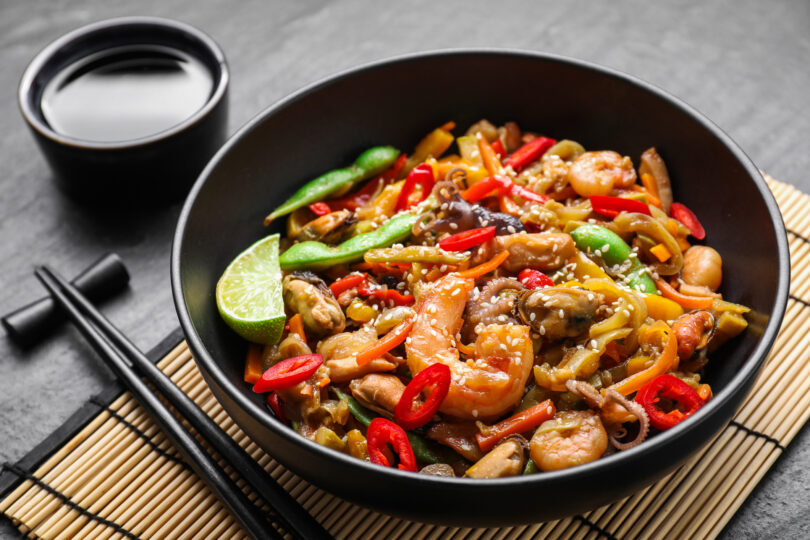 Photo de la recette : Recette wok sauté de fruits de mer aux légumes