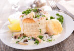 Photo de la recette : Recette de feuilleté au poulet sauce béchamel et champignons