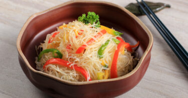Photo de la recette : Recette de japchae aux lamelles de poivron