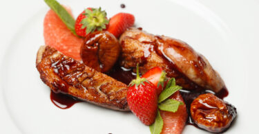 Photo de la recette : Recette magrets de canards sauce aigre-douce aux fraises et figues