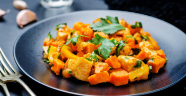 Photo de la recette : Recette poêlé poulet patates douces et salade