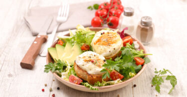 Photo de la recette : Recette d'une salade de chèvre chaud