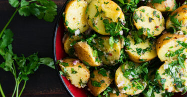 Photo de la recette : Recette d'une salade de pomme de terre au chimichurri