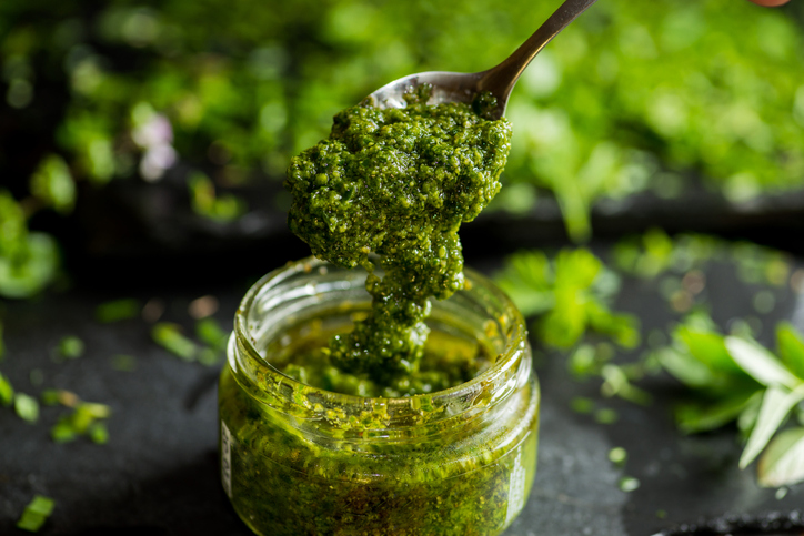 Photo de la recette : Recette de véritable sauce pesto maison