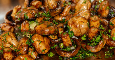 Photo de la recette : Recette sauté de champignons au persil