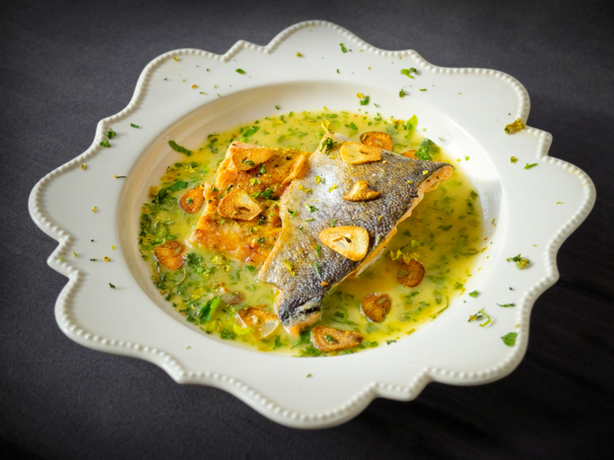 Photo de la recette : Recette truite aux amandes et sauce verte